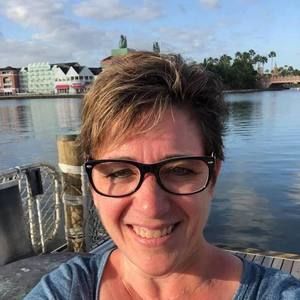 Meet your Posher, Cheri